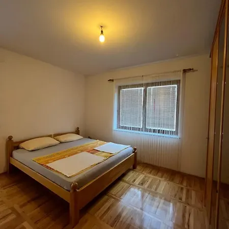 Villa - Tmusic - Sarajevo Vogošća